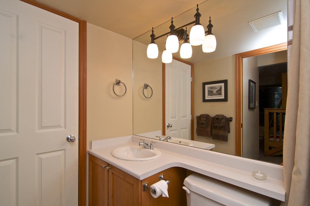 Whistler Blackcomb Vacation Rentals - Village North Bilik gambar