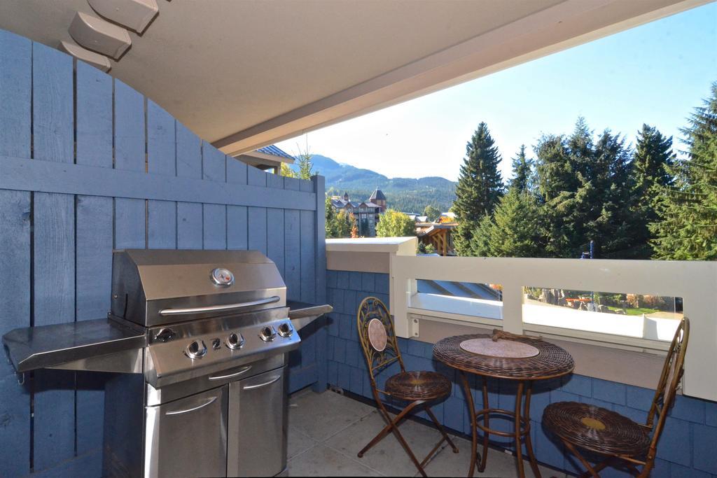 Whistler Blackcomb Vacation Rentals - Village North Luaran gambar