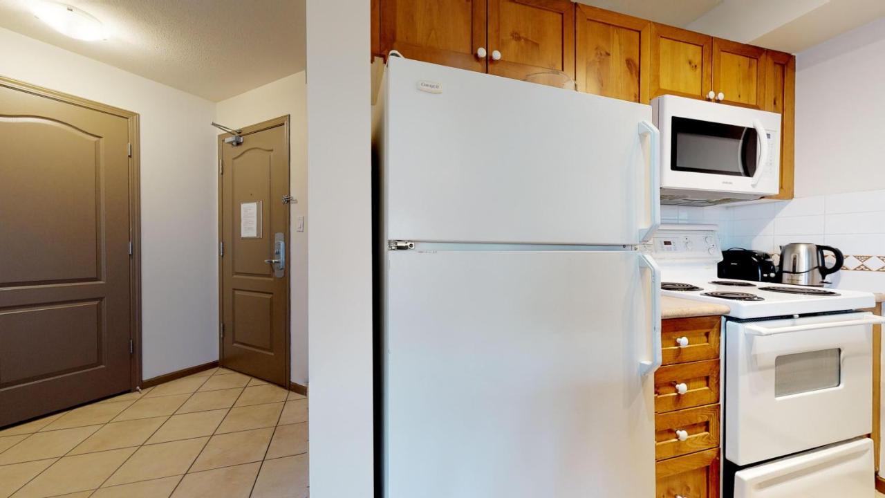 Whistler Blackcomb Vacation Rentals - Village North Luaran gambar