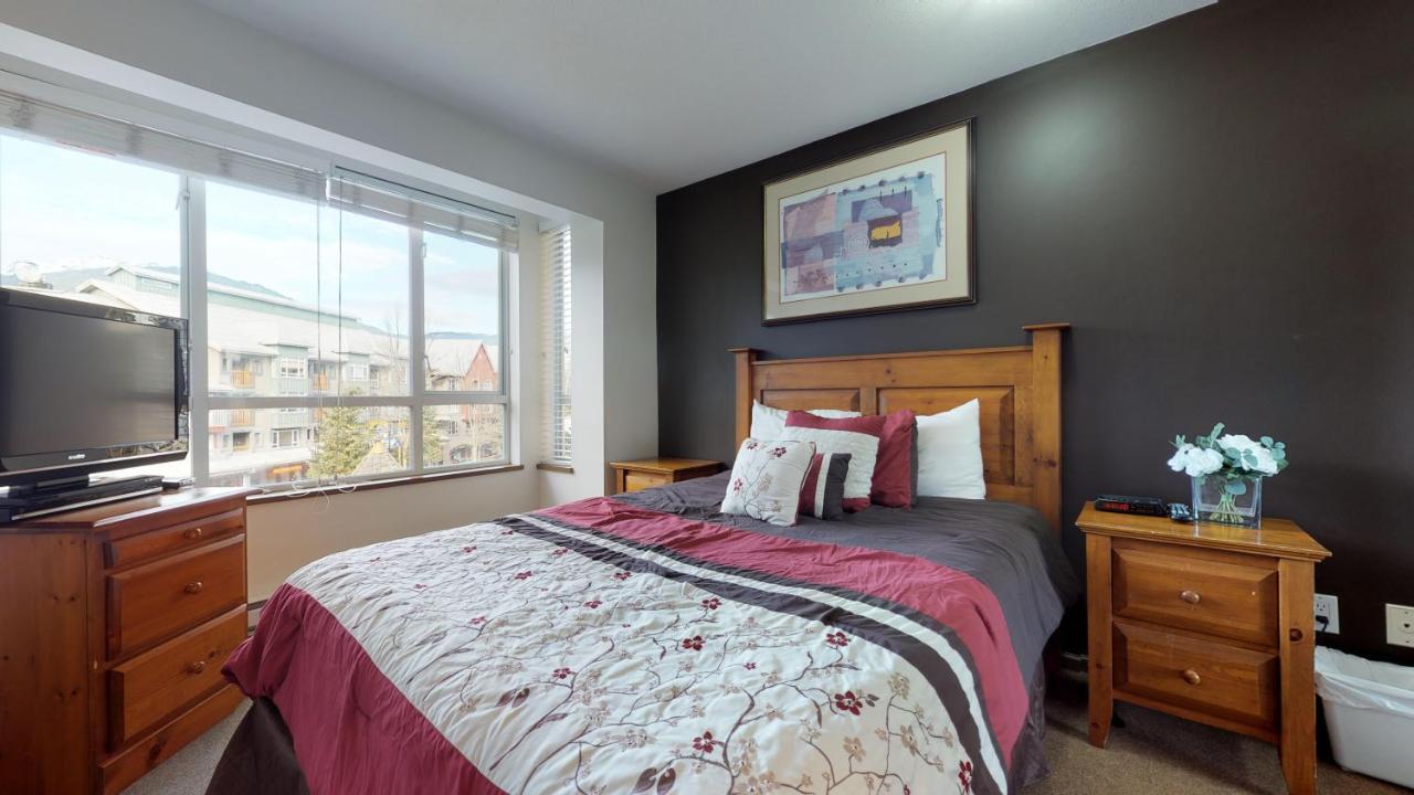Whistler Blackcomb Vacation Rentals - Village North Luaran gambar
