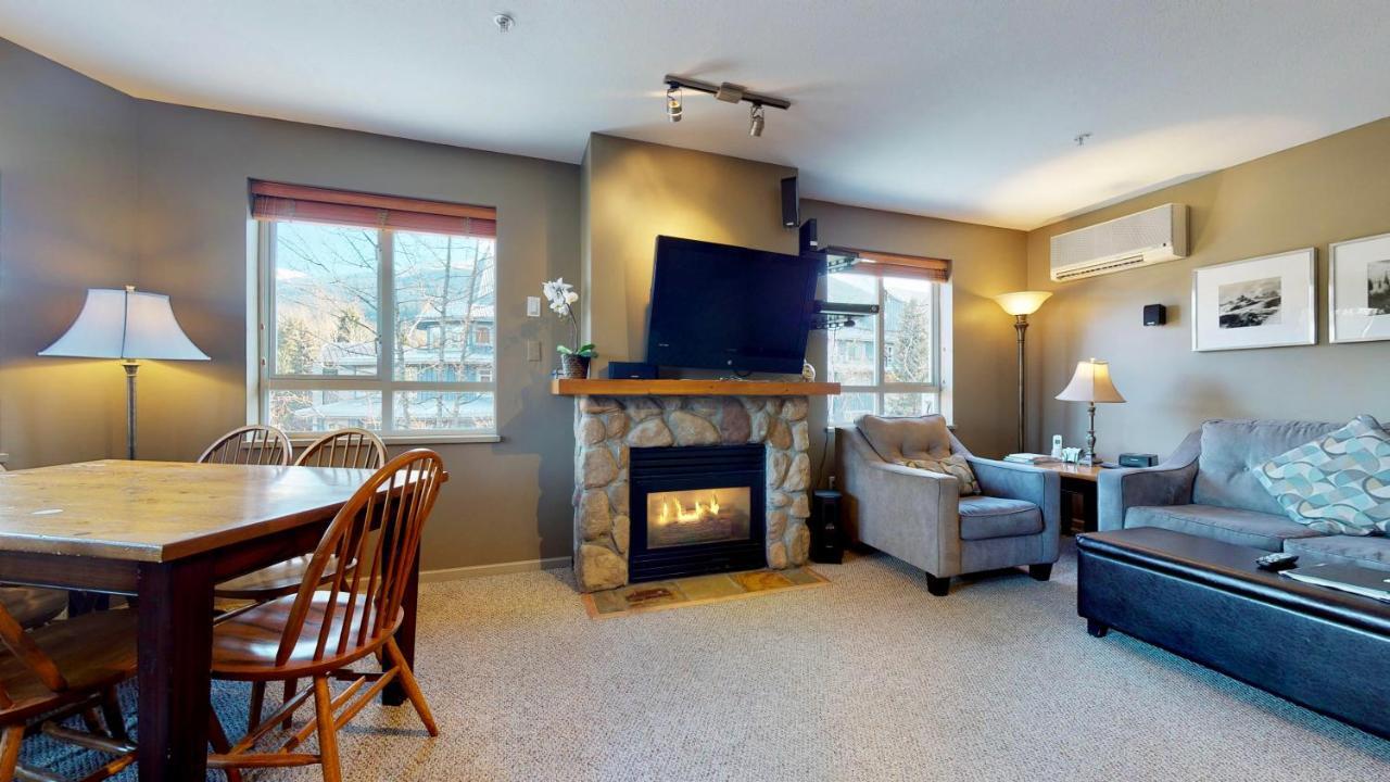 Whistler Blackcomb Vacation Rentals - Village North Luaran gambar